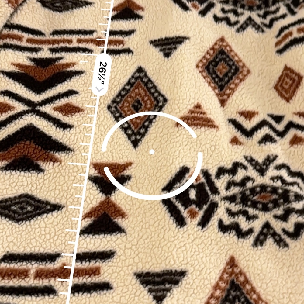 Aztec Pattern Hooded Sherpa Jacket - Picture 6 of 7
